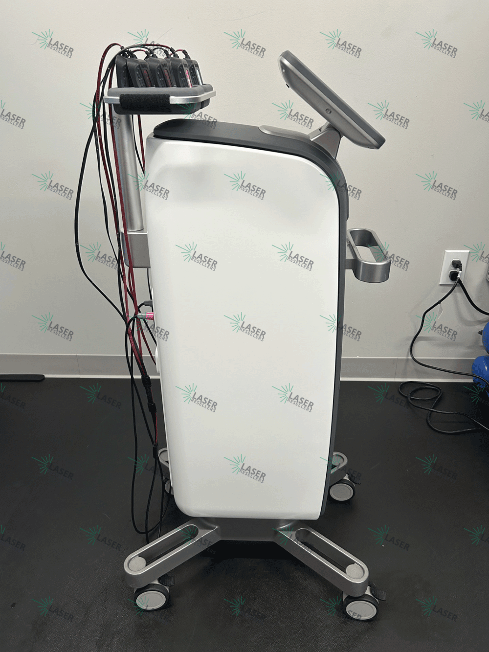 2024 Lutronic Accufit - Image 3